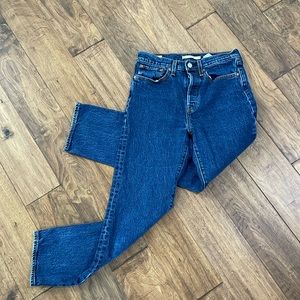 Levis Wedgie Straight Jeans